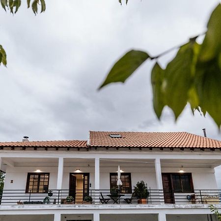 Fort D-Val Luxurious Apartment Ángistron المظهر الخارجي الصورة